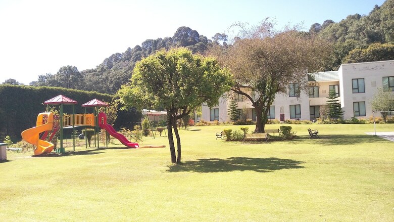 Hotel Country Resort By Ahrpl - Katra