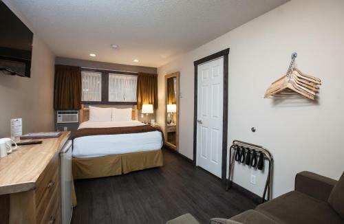 Swiss Chalet Motel