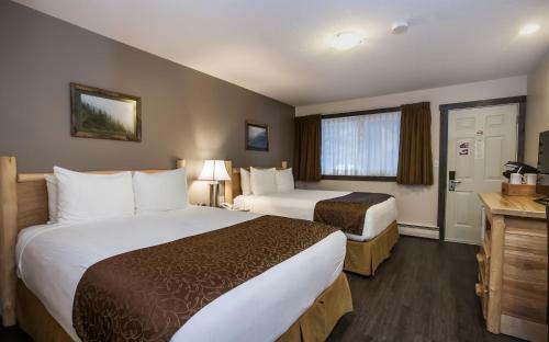 Swiss Chalet Motel