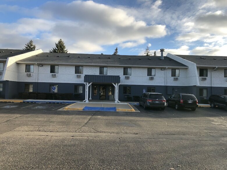 Motel Burnsville Inn & Suites