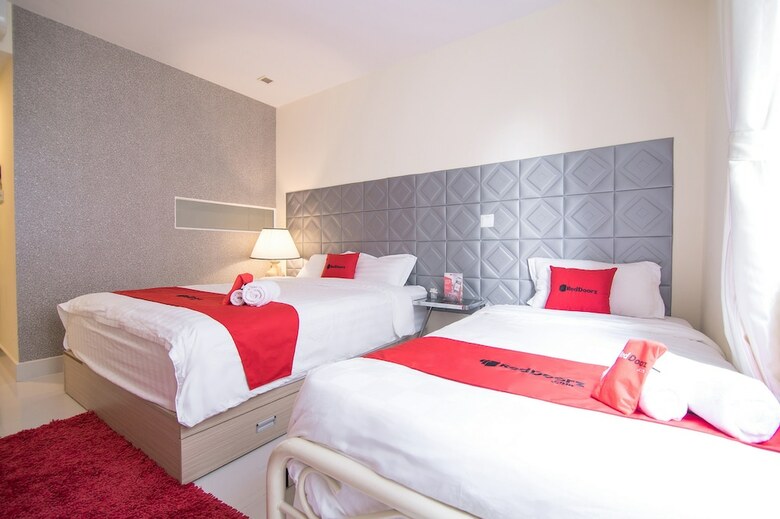 Hotel Reddoorz Plus Near Secc 2�