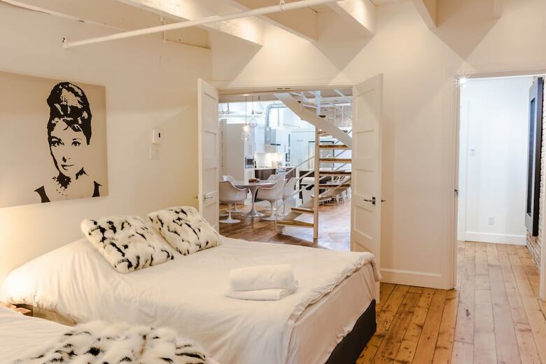 Apartamentos 1858 Upscale Lofts In Old Montreal By Nuage