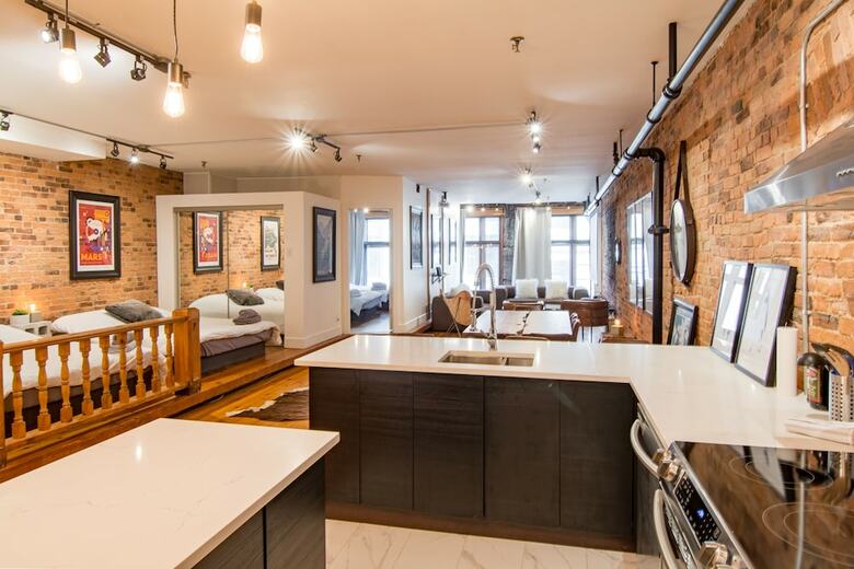 Apartamentos 1858 Upscale Lofts In Old Montreal By Nuage