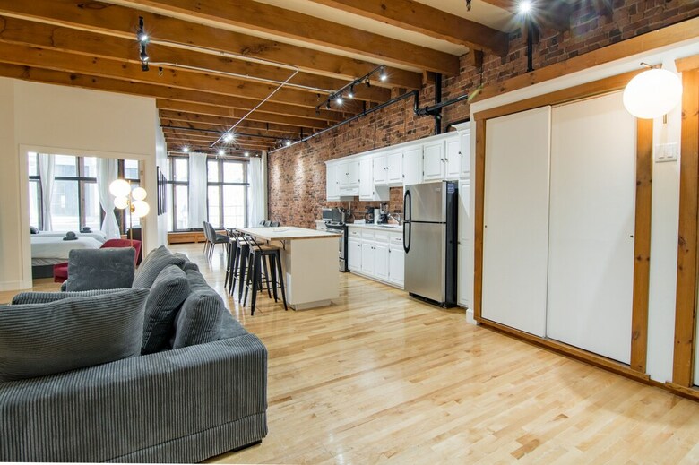 Apartamentos 1858 Upscale Lofts In Old Montreal By Nuage