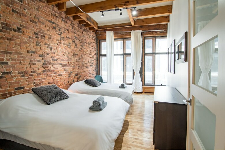 Apartamentos 1858 Upscale Lofts In Old Montreal By Nuage