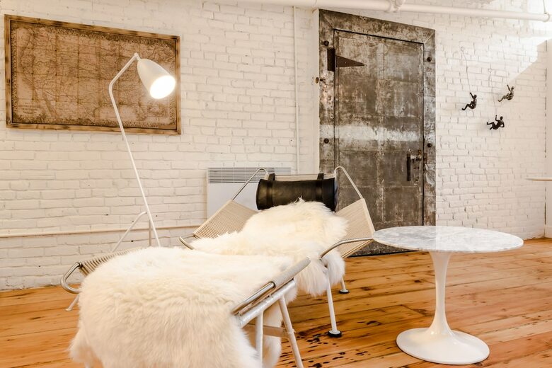 Apartamentos 1858 Upscale Lofts In Old Montreal By Nuage
