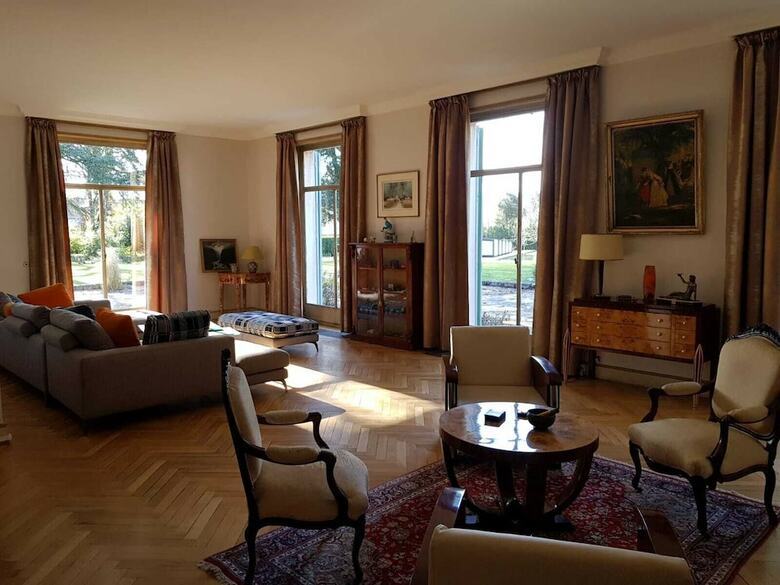Hotel Guest Room Le Parc