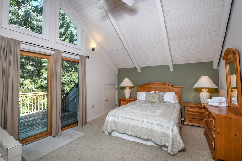 Apartamentos Bear Feet 3 Bedroom Townhome