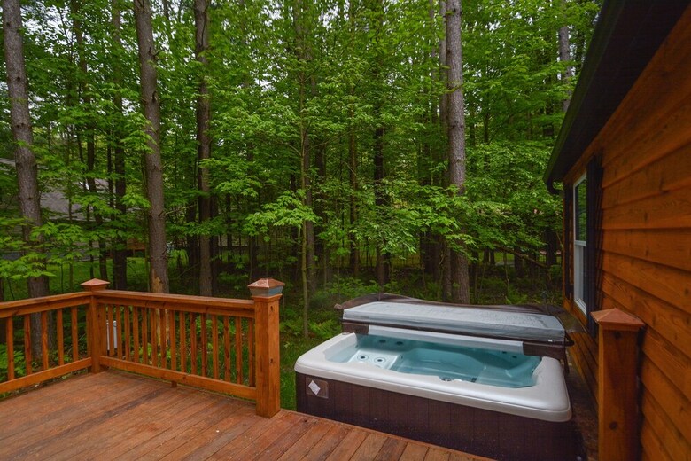 Knotty Pines 3 Bedroom House