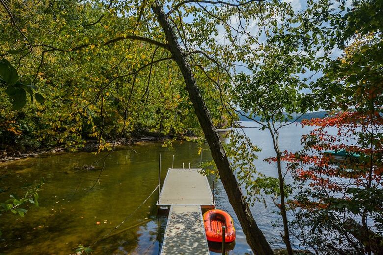 Creekside Cove 4 Bedroom House