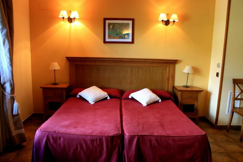 Hotel & Spa Pe�a Monta�esa