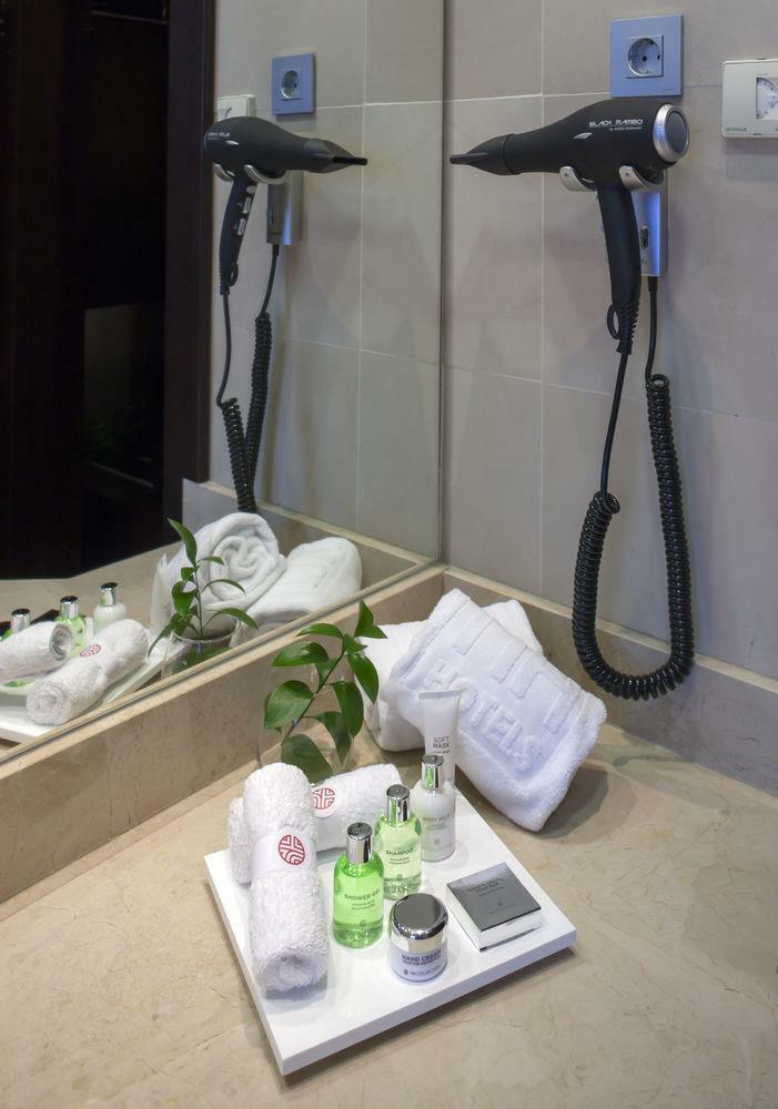 Hotel NH Collection Granada Victoria