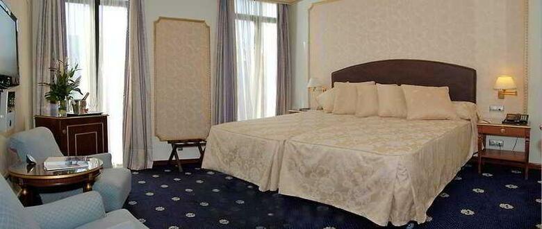Hotel Roger De Lluria
