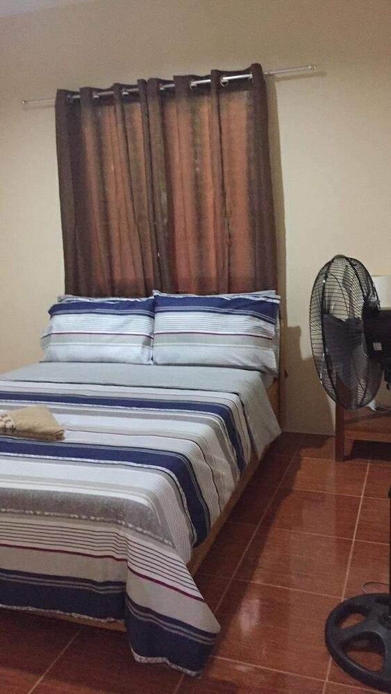 Cris Place Dumaguete