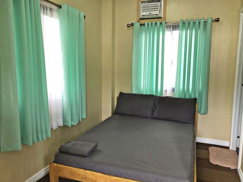 Bed & Breakfast Racadisson Tourist Inn