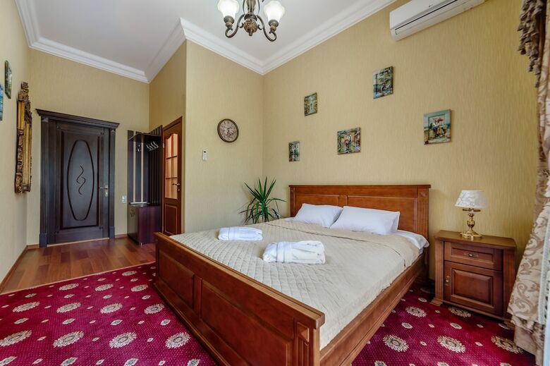 Apartamentos Art Suites On Deribasovskaya 10