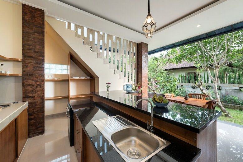 Liam Private Villa