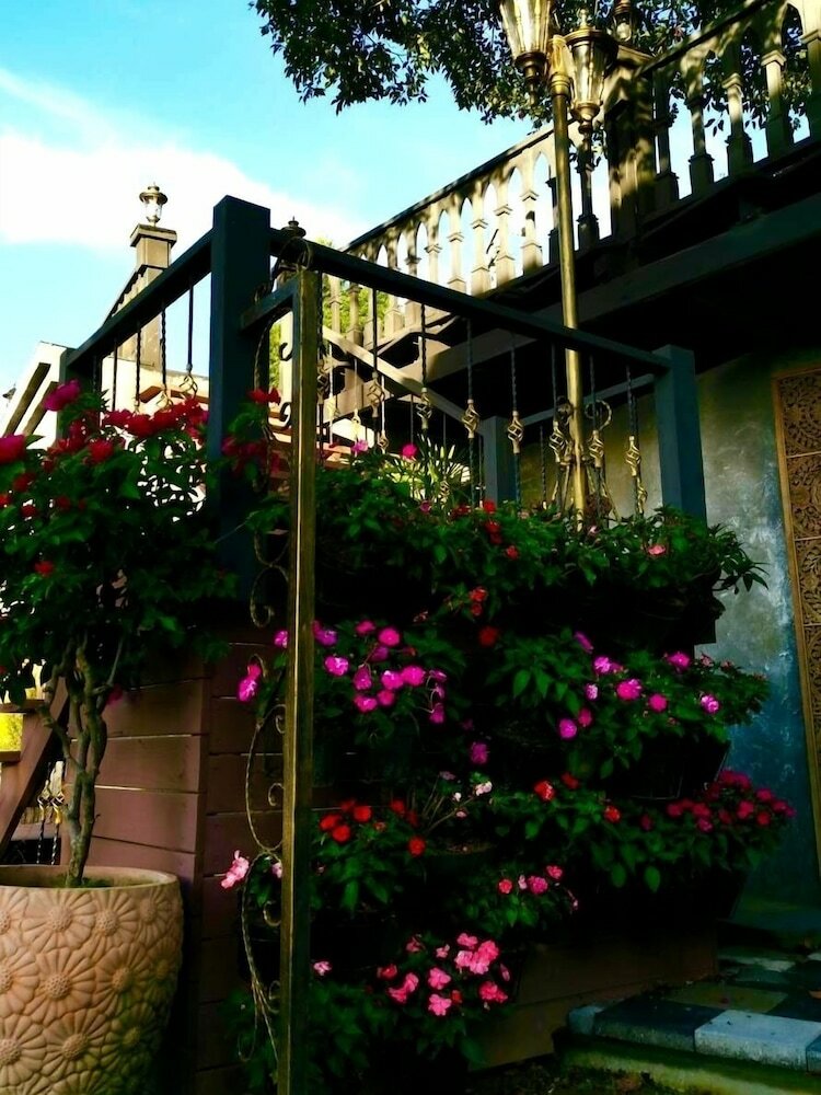 Fong Chou Cottage