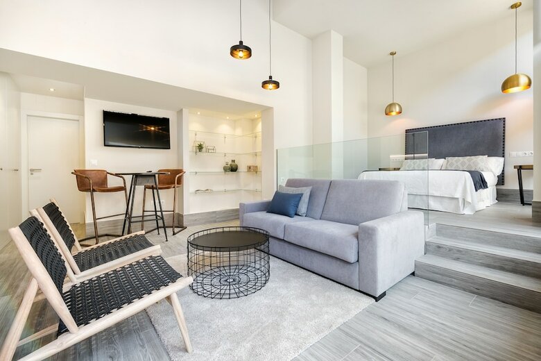 Apartamentos Iloftmalaga Estaci�n Central