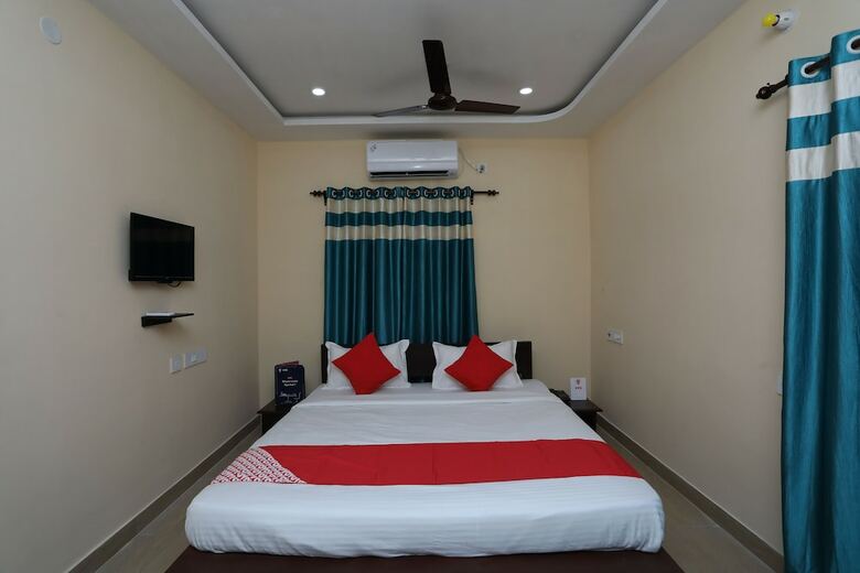 Hotel Oyo 17376 Hummingbird Inn