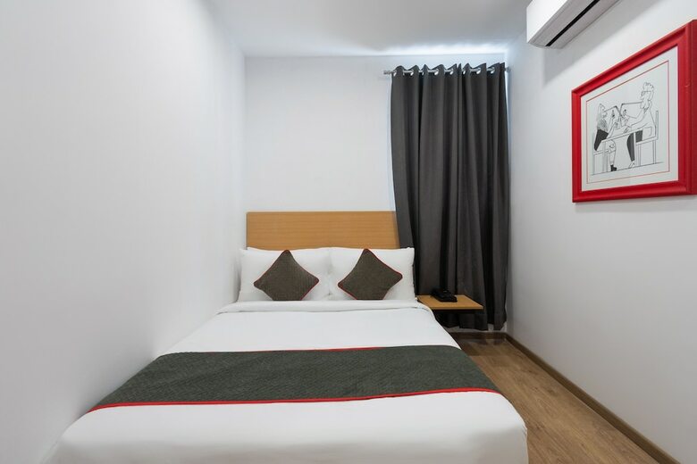 Oyo 20033 Silverkey Hotel Mannat International