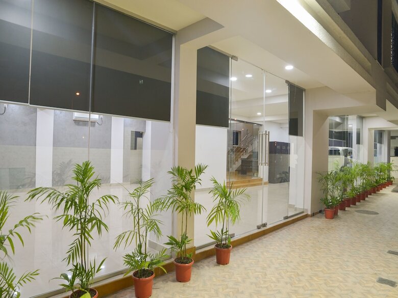 Hotel Oyo 14862 Nk7