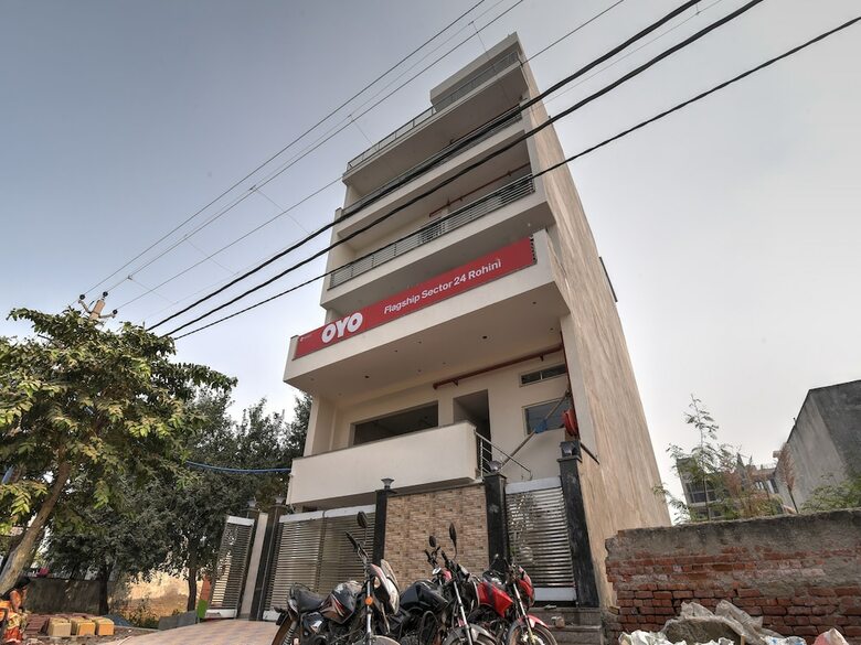 Hotel Oyo Flagship 18303 Sector 24 Rohini