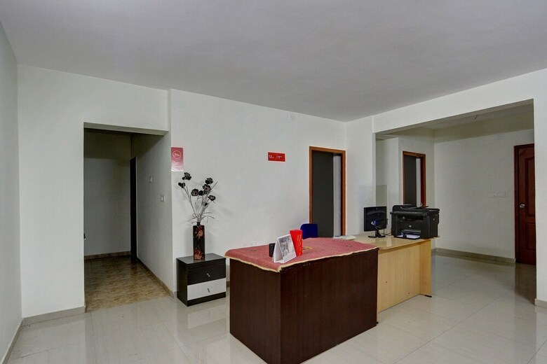 Hotel Oyo 20034 Silverkey Mettupalayam Highway