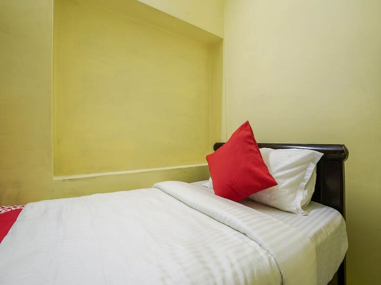 Hotel Oyo 19121 V G Guest House