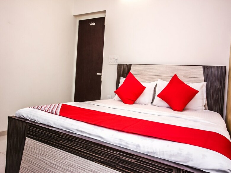 Hotel Oyo 14891 Madhav Villa