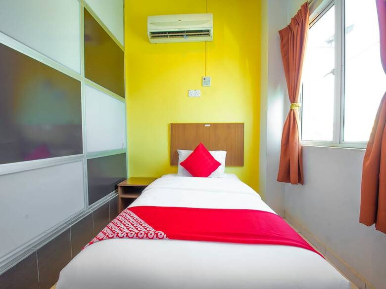 Oyo 582 Hotel Walk Inn