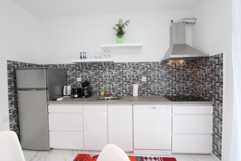 Apartment Karlo 1