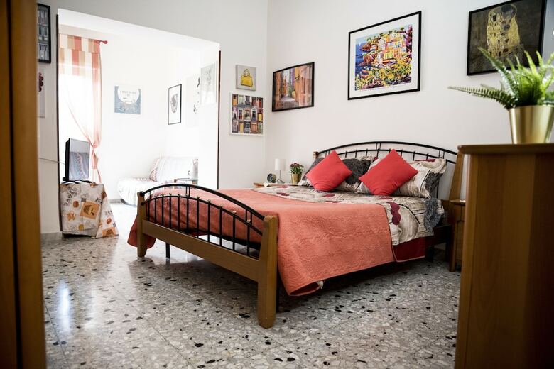 Hotel Le Stanze Di Ginevra Via Amendola