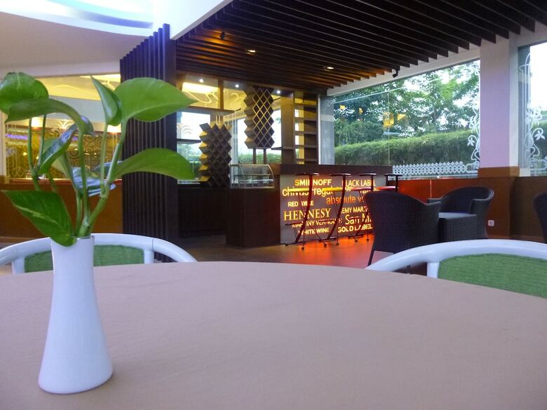 Hotel Bandara Purigarden Semarang