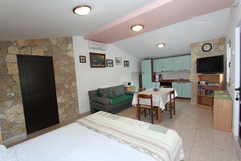 Apartments Dana & Stelio