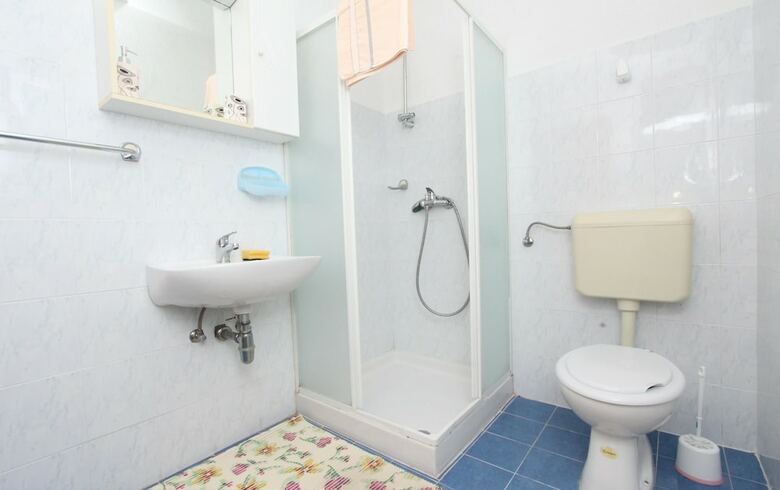 Apartments Eni