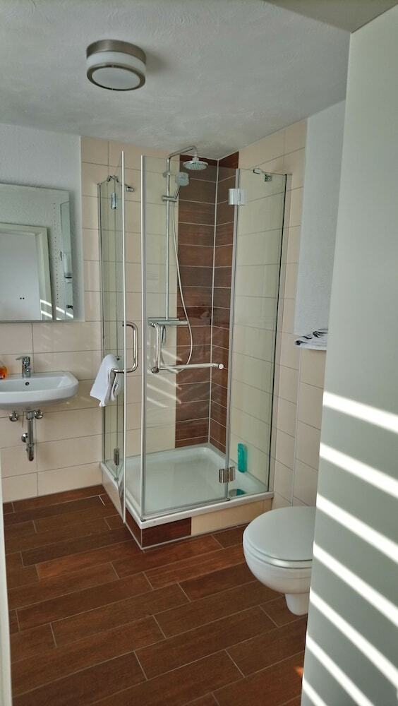 Hotel G�stehaus La�bruch
