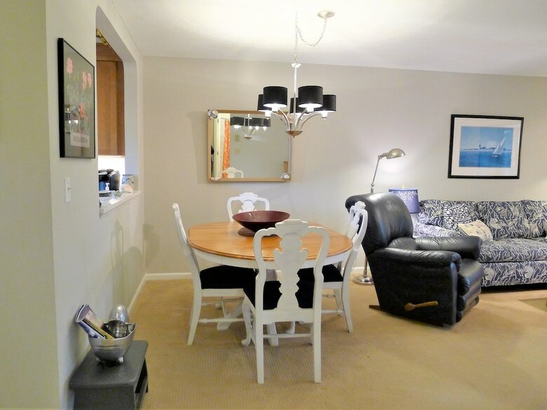 87 Chilton - 2 Bedroom Condo