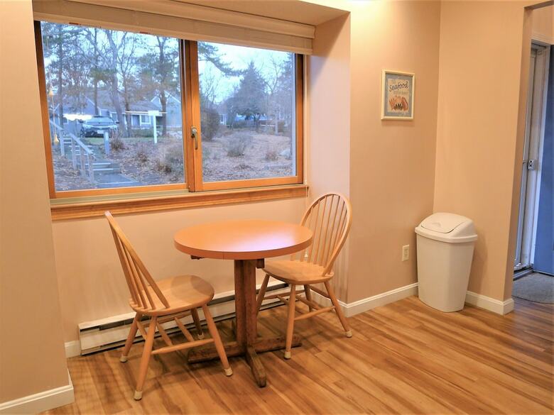 51 Middlecott - 2 Bedroom Condo