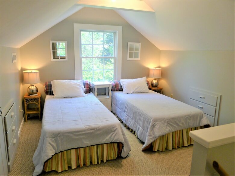 64 Rock Harbor - 3 Bedroom House