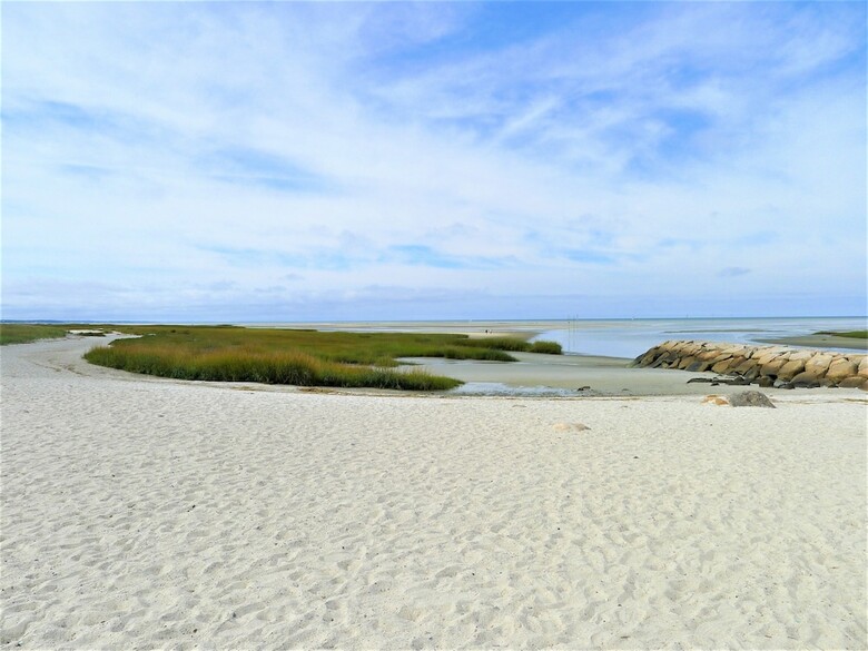 64 Rock Harbor - 3 Bedroom House
