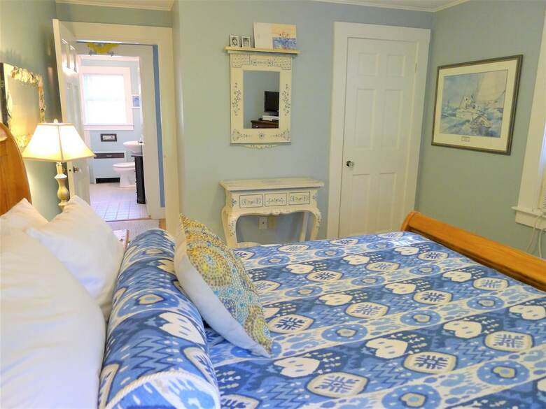 64 Rock Harbor - 3 Bedroom House