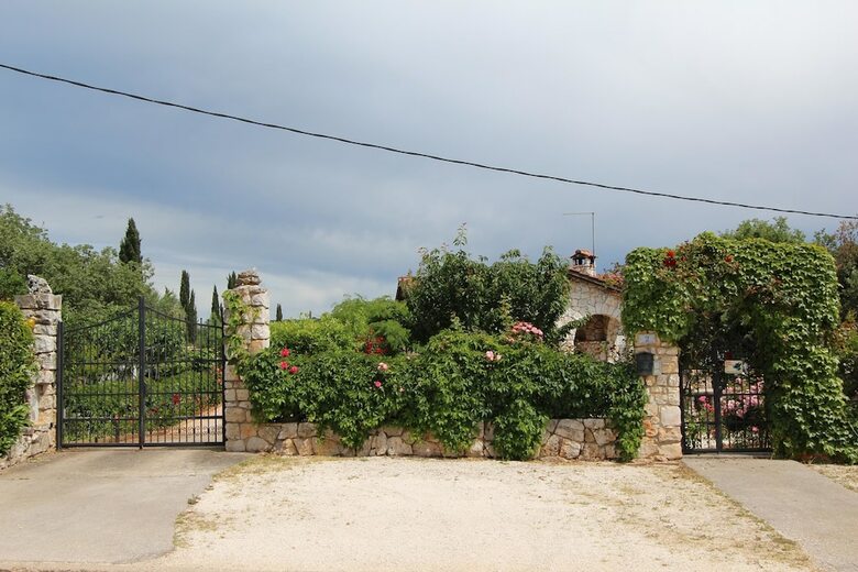 Apartments Kika