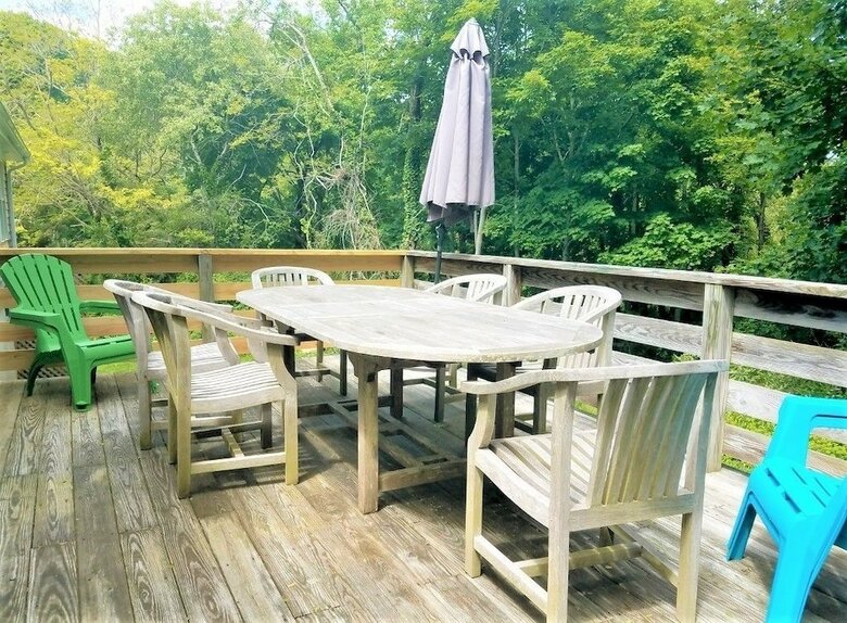 12 Areys - 4 Bedroom House