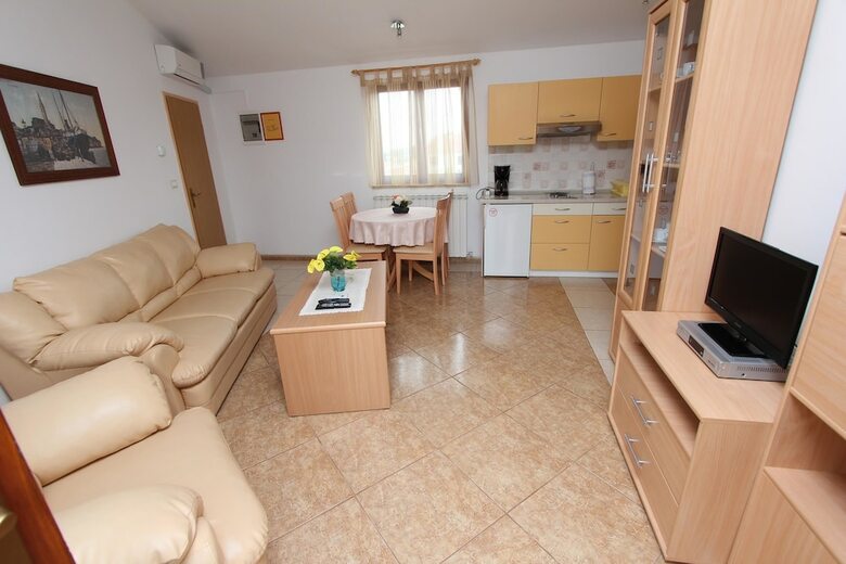 Hotel Apartments Liliana