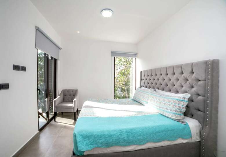 Quinto Sol Luxury Apartments By Mikitito Rentals