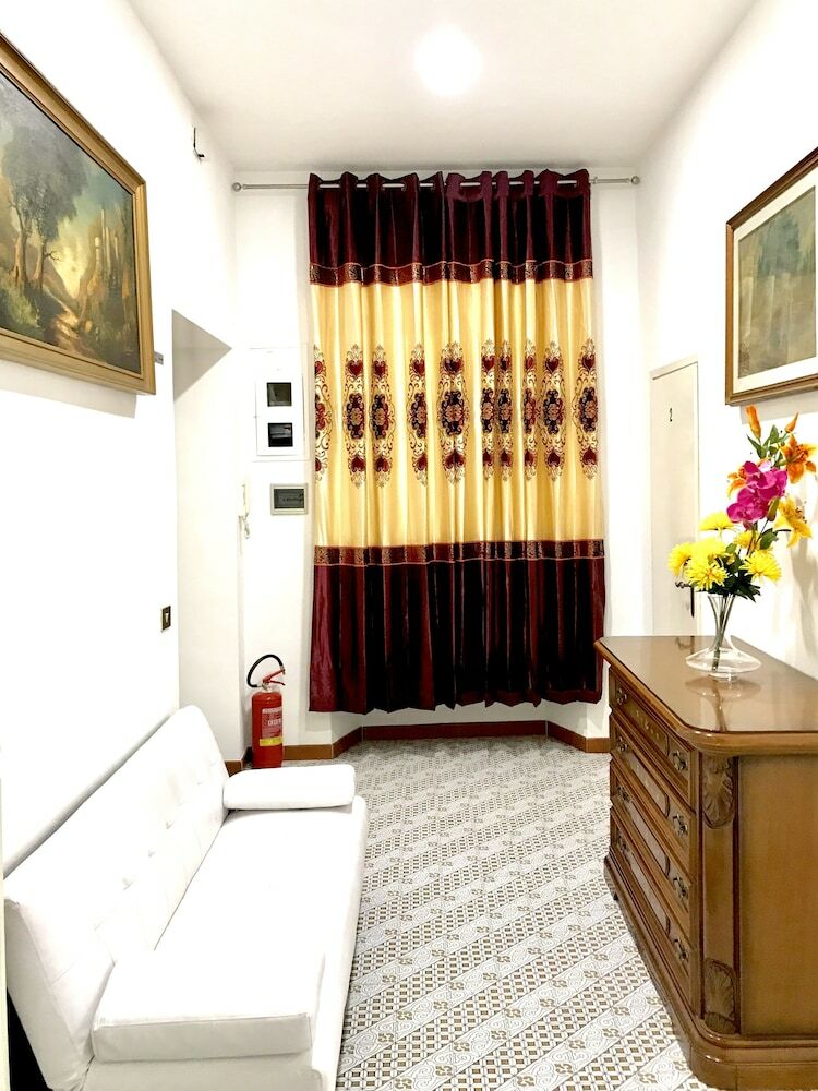 Hotel Colosseum Luxury Room