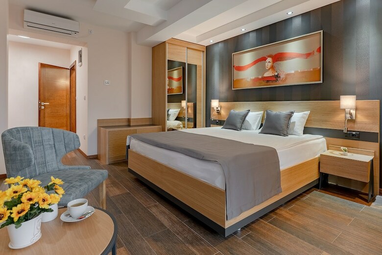 Rubicon Hotel