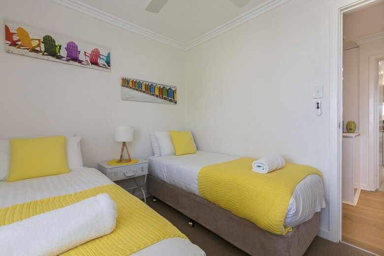 Cottesloe Beach Pines Apartment