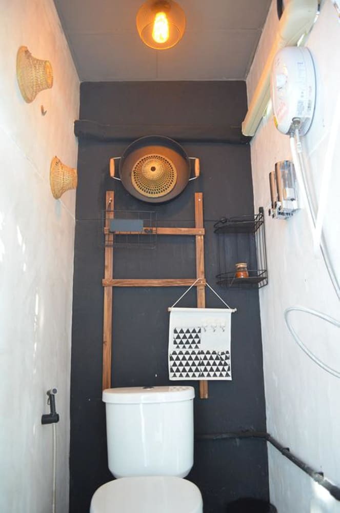 Hostal Dawnthaya Ayutthaya House